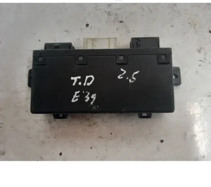BMW 5 E39 Door control unit/module 689667 299700 613583776019