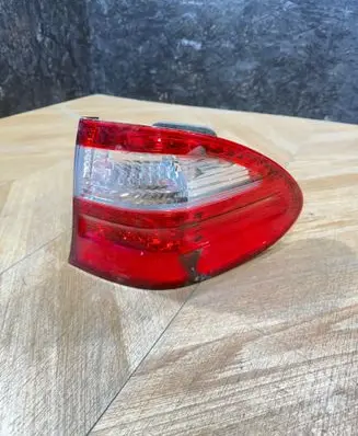 Mercedes-Benz E W211 Rear/tail lights A2118201564
