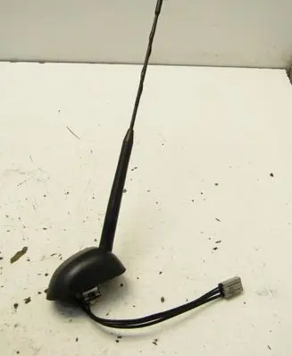 Suzuki Vitara (LY) Radio antenna 150509