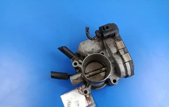 Seat Ibiza II (6k) Throttle body valve 030133062C