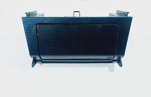 Mercedes-Benz C W202 Ashtray (front)