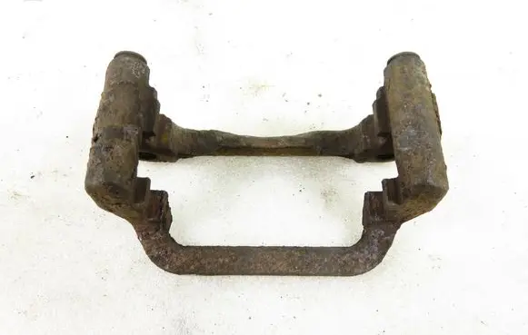 Nissan Quest Brake caliper pad carrier rear 