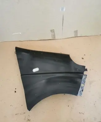 Nissan Primastar Fender
