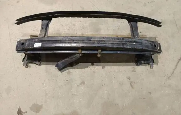 Front bumper cross member