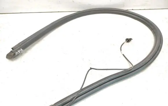 Peugeot Traveller Sliding door rubber seal 9819625080 9819625380