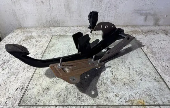 Volvo V50 Brake pedal 4N512467CE 30714997