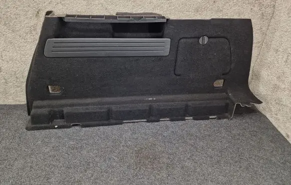 Opel Astra J Trunk/boot side trim panel 13337792 0072399