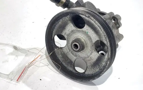 Citroen C5 Power steering pump 9656405380