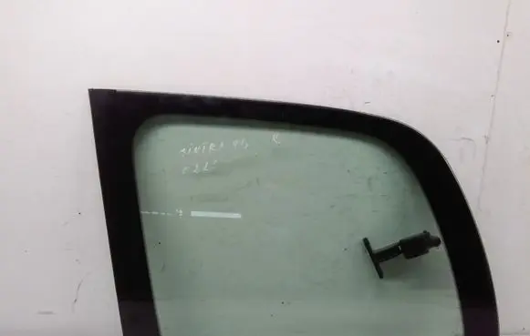 Opel Sintra Rear side window