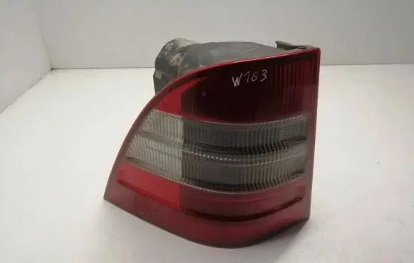 Mercedes-Benz ML W163 Rear/tail lights A1638200077