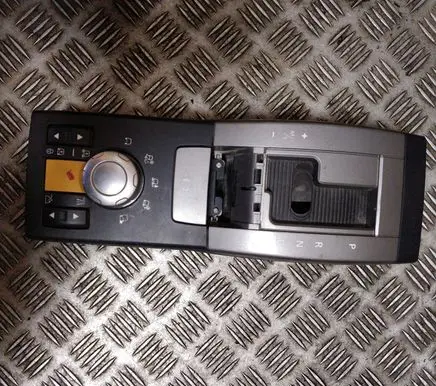 Land Rover Range Rover Sport L320 Suspension ride height/mode switch YUD501770
