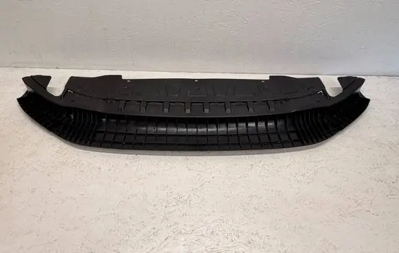 Volkswagen PASSAT B9 Front bumper skid plate/under tray 3J0807611