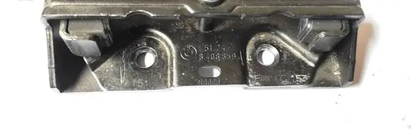 Land Rover Range Rover L322 Loading door lock loop/hook striker 8408859