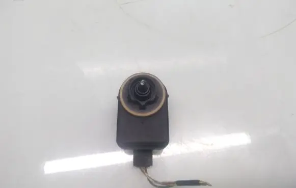 Peugeot 607 Headlight level adjustment motor 630080000H57