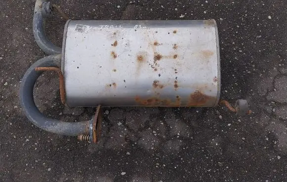 Nissan X-Trail T30 Rear muffler/silencer tail pipe 201008H700