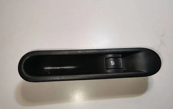 Renault Espace - Grand espace IV Electric window control switch 8200327347