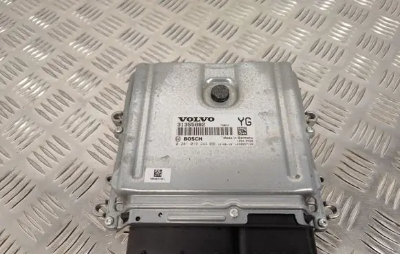 Volvo V60 Engine control unit/module 31355882