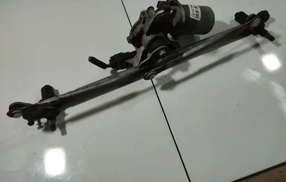 Chevrolet Aveo Wiper motor