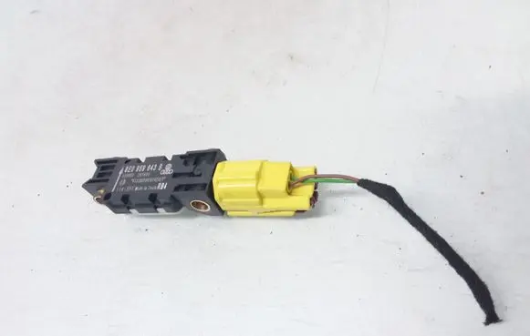 Audi A4 S4 B7 8E 8H Airbag deployment crash/impact sensor 8E0959643B