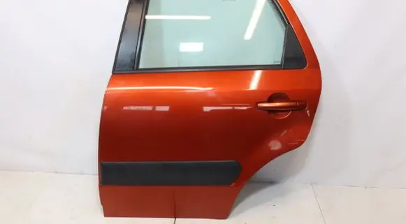Suzuki SX4 Rear door 
