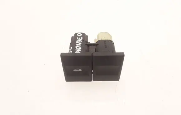 Ford Mondeo Mk III Tailgate opening switch 1S7T19B514AA