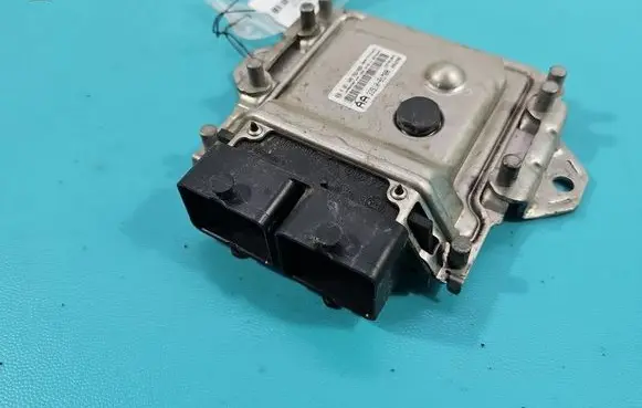 Suzuki Vitara (LY) Engine control unit/module ECU 3391061M00 IMPRK1544678