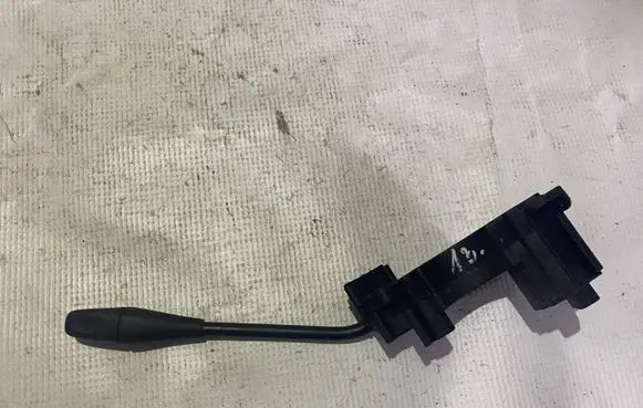 Mercedes-Benz E W211 Cruise control stalk a0085452524 0085452524