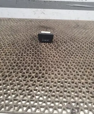 Hyundai i30 USB socket connector 96120A5000 A5000 GDRCA1205162347