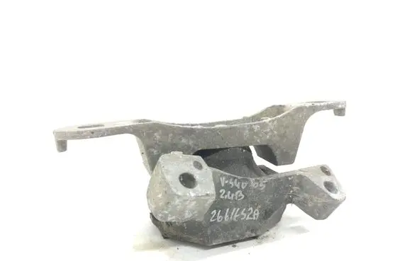 Volvo S40 Engine mount bracket