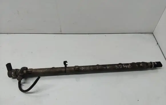 Mercedes-Benz E W211 Fuel main line pipe 0445216007 A6130700195