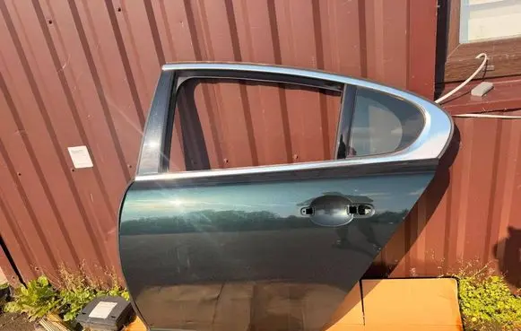 Jaguar XF X250 Rear door