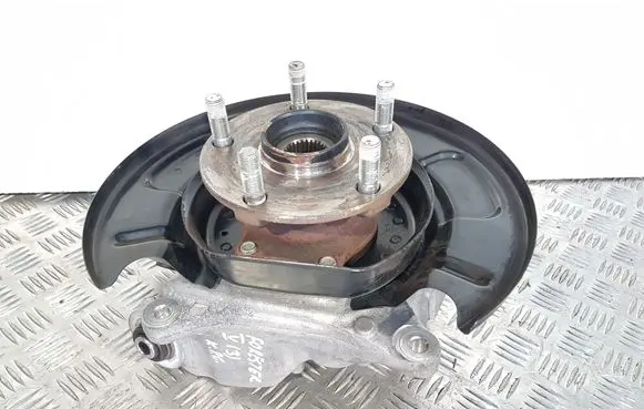Subaru Forester SK Rear wheel hub 28411FN050 28473VA011