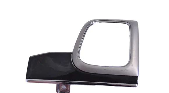Jeep Grand Cherokee (WK) Dashboard glove box trim 00016850010001