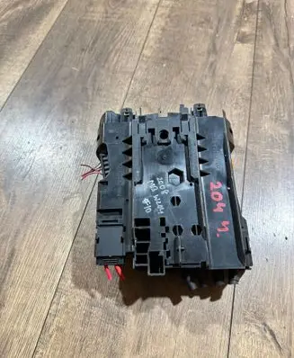 Mercedes-Benz C W204 Fuse box set A2045403750