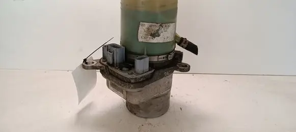 Ford Focus Power steering pump 4M513K514CC