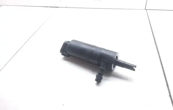 Nissan Note (E11) Windscreen/windshield washer pump