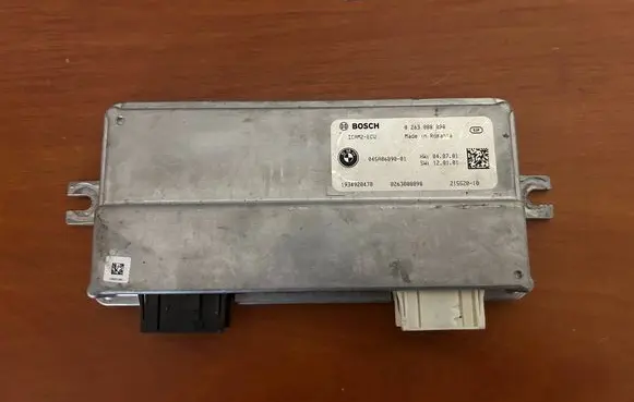 BMW 5 G30 G31 G38 Camera control unit module 0263008098 045A06B90