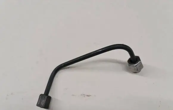 Opel Zafira B Fuel injector supply line/pipe 