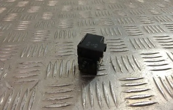 Lexus IS 220D-250-350 Sensor 8665248010