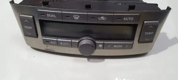Toyota Avensis T250 Climate control unit 5590005280 55900-05280