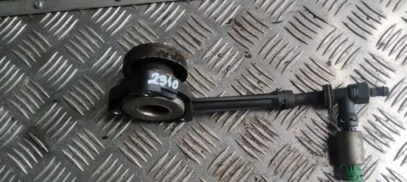 Clutch slave cylinder