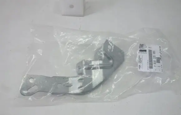 Opel Insignia B Fender mounting bracket YR00120080