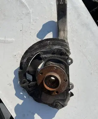 BMW 1 E81 E87 Front wheel hub 8528527
