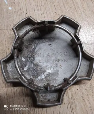 Subaru Legacy Original wheel cap 28811ac020