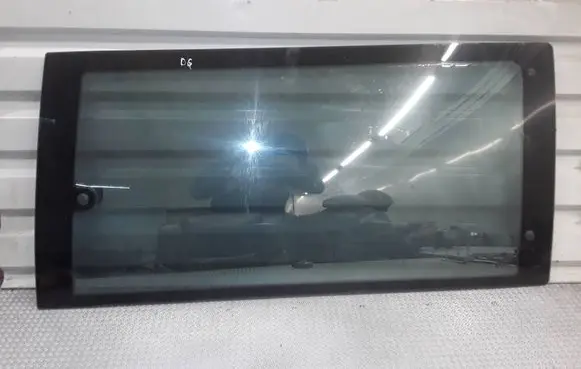 Mercedes-Benz Vito Viano W638 Sliding door window/glass 