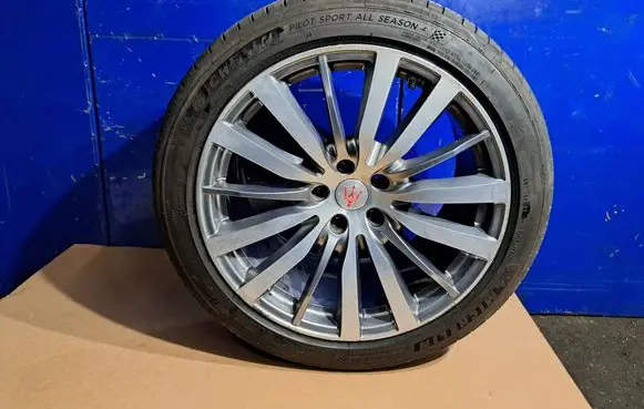 Maserati Ghibli R12 alloy rim 670016856