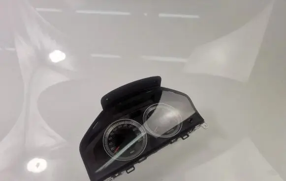 Volvo V60 Speedometer (instrument cluster) 31343325AA