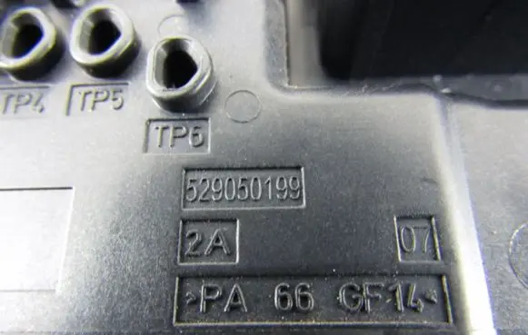 Opel Insignia A Fuse module 22737768