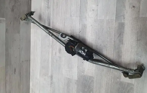 Volkswagen Multivan T4 Front wiper linkage and motor 701955113B 0580005252 8090H0058