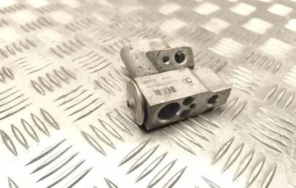 Subaru Legacy Air conditioning (A/C) expansion valve 447500